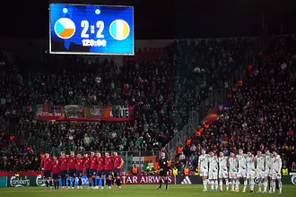 Дузпи донесоха радост на Чехия и Босна и сълзи на Ирландия и Уелс