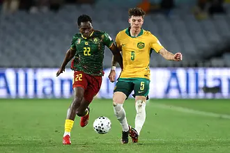 Камдем направи дузпа при дебюта си за Камерун