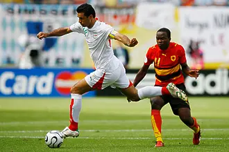 Ирански депутат атакува свирепо футболната легенда Али Даеи