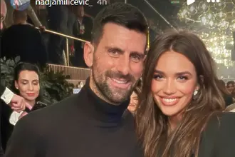 Джокович на гръцки концерт в Белград - снима се с ослепителен модел