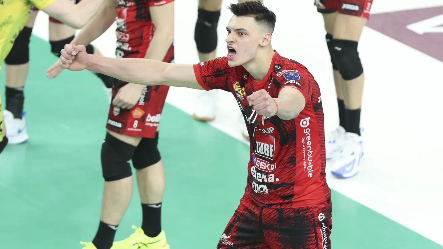 Александър Николов / www.legavolley.it