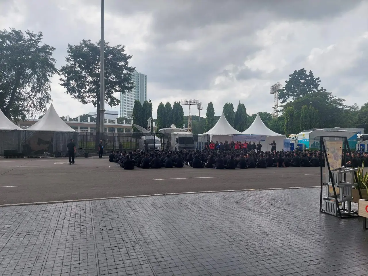 Органите на реда в Джакарта / dsport.bg