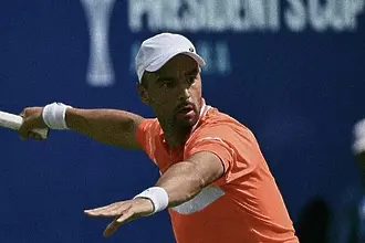 Кузманов започна с победа на ATP 250 в Букурещ