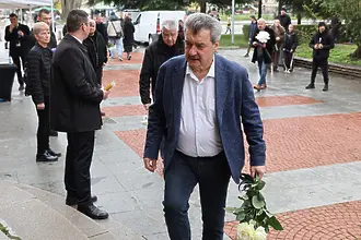 Тодор Батков за Боби Михайлов: Голямо име и много добър човек, накрая се измъчи