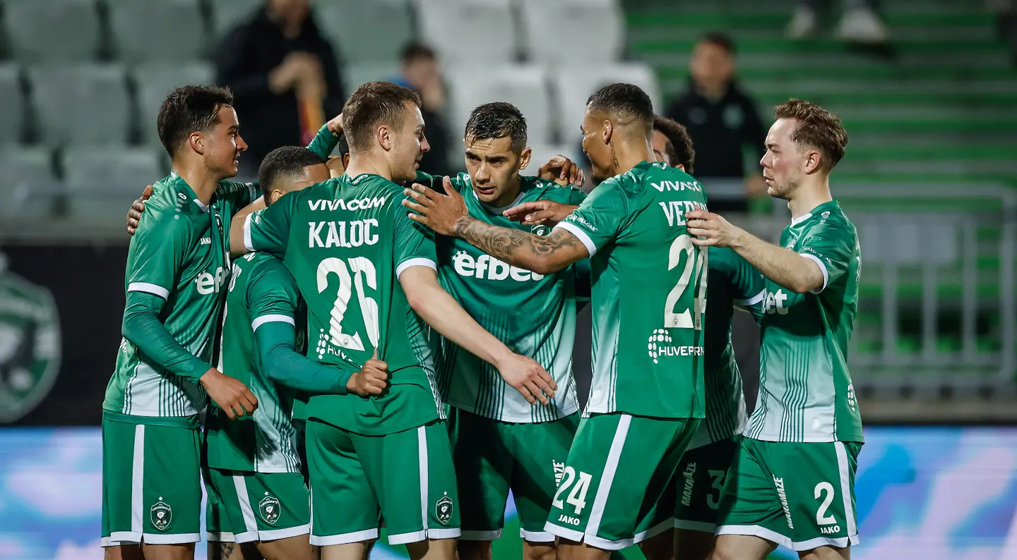 Лудогорец се възползва от грешката на Левски и вкара 3 на ЦСКА 1948