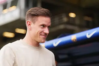 Тер Стеген и половинката му ще стават родители