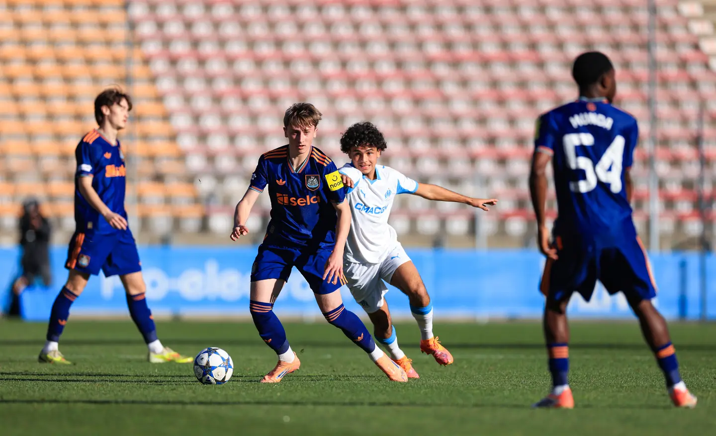 Челси с мащабна офанзива за 16-годишен суперталант