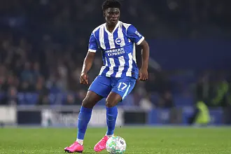 Добри новини за Манчестър Юнайтед в преследването на халф