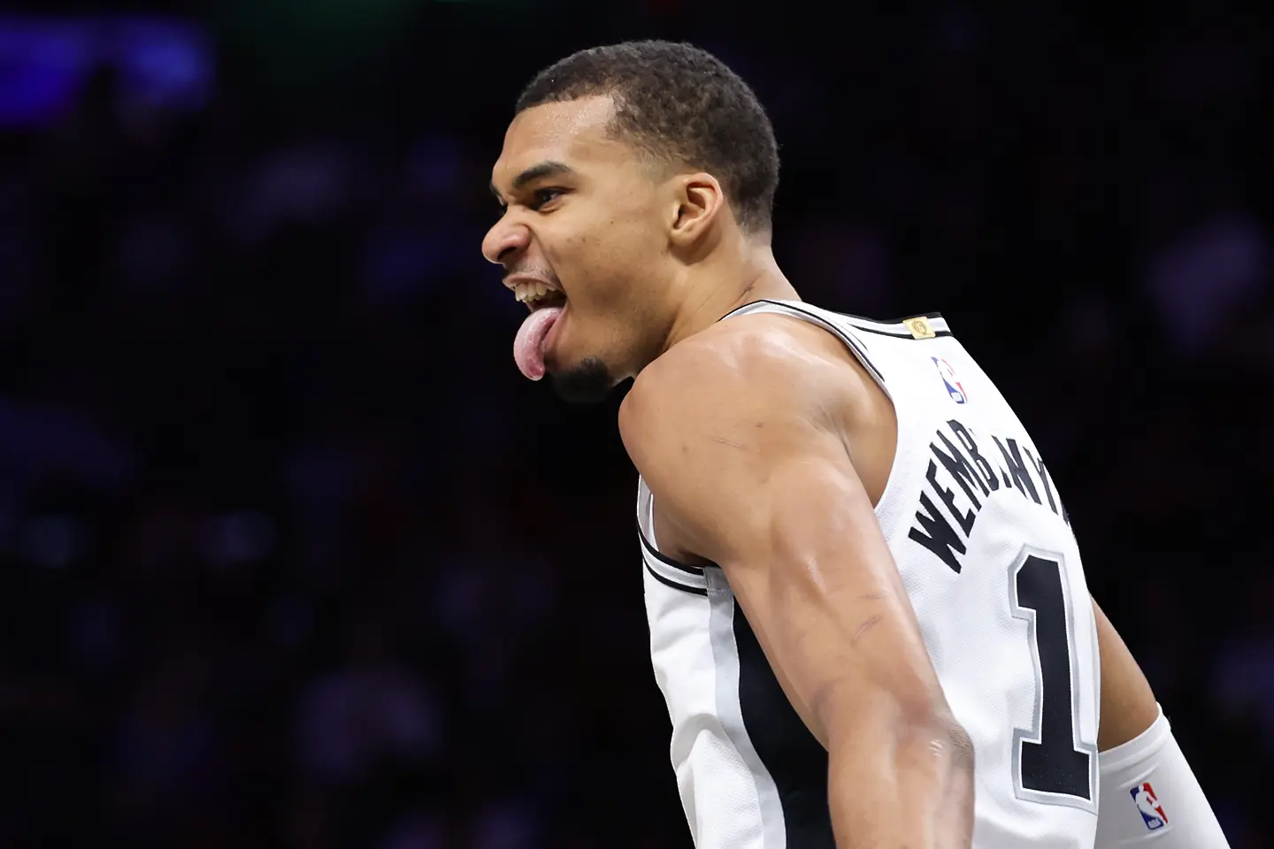 Уембаняма с исторически рекорд в НБА – най-бързият дабъл-дабъл и 41 точки (ВИДЕО)