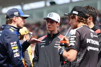 Спешни срещи във Формула 1 след инцидента на Беърман