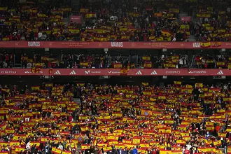 Срамни скандирания на мача Испания - Египет: фенове обиждат на религиозна основа и атакуват Винисиус