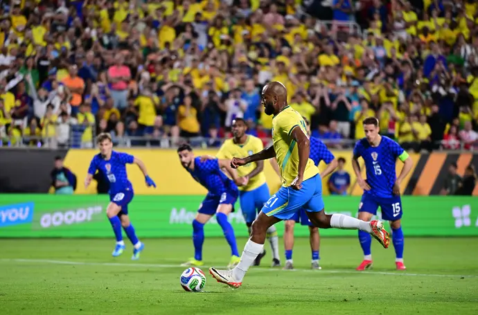 Карло Анчелоти разкри защо Игор Тиаго е изпълнил дузпата вместо Ендрик (ВИДЕО)