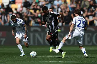 Бивши играчи на Лудогорец спряха Комо