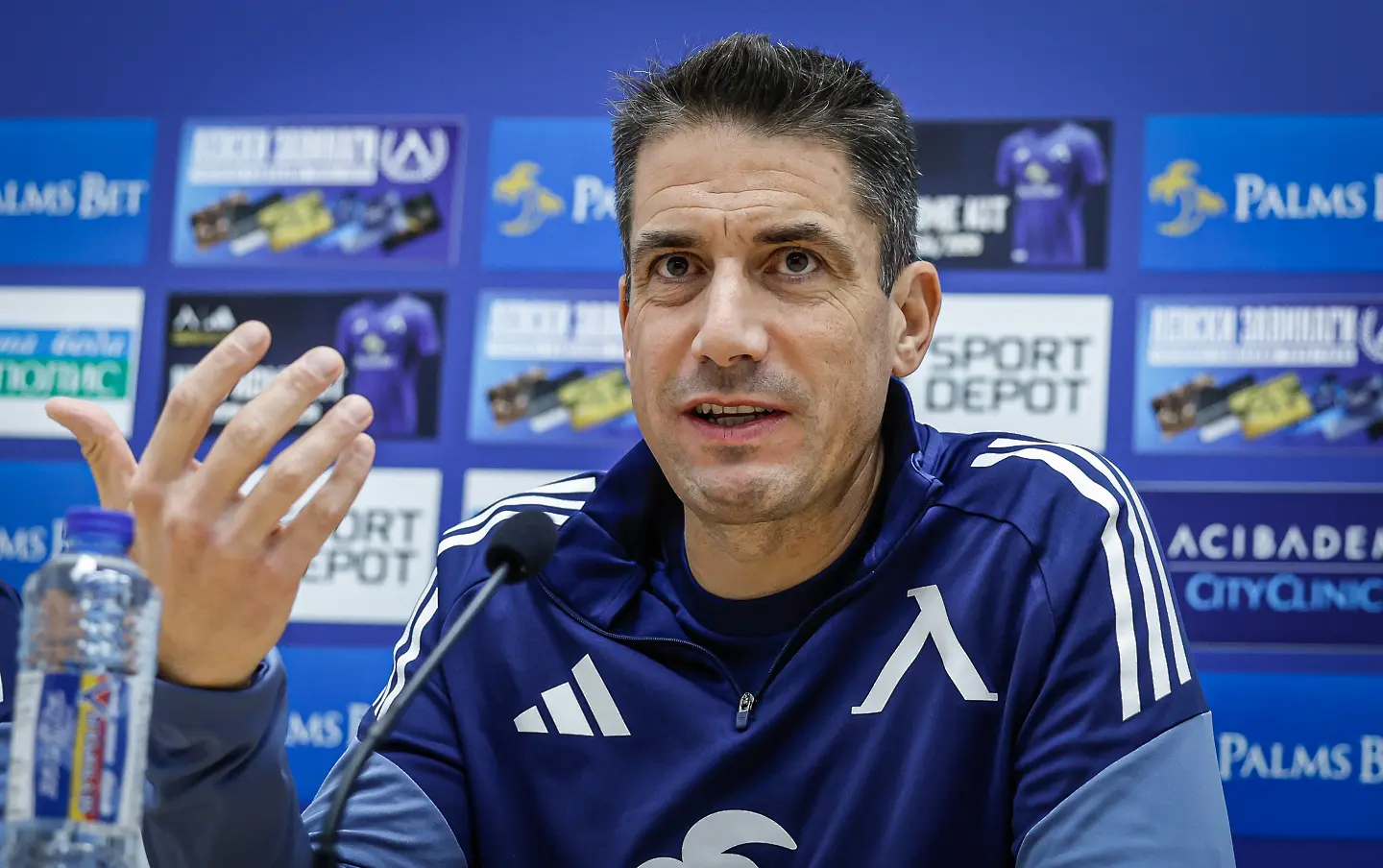 Хулио Веласкес / startphoto.bg