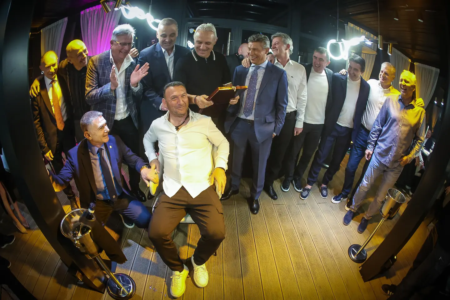 Четвъртите в света на юбилея на Красимир Балъков / startphoto.bg