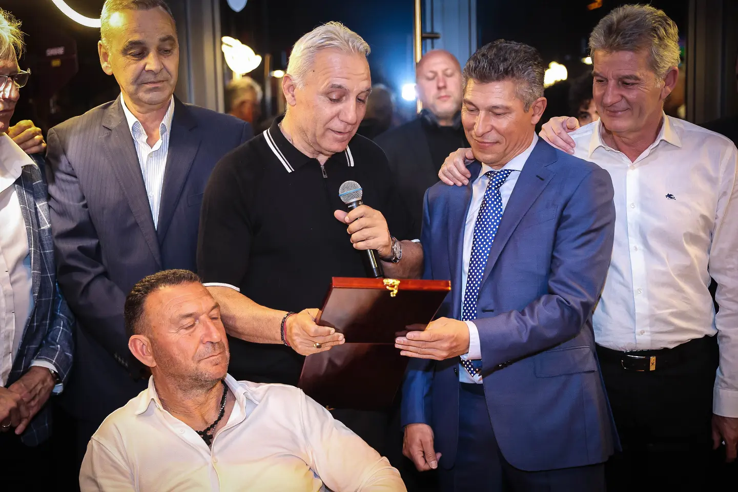 Николай Илиев, Христо Стоичков, Красимир Балъков, Емил Костадинов, Петър Михтарски / startphoto.bg