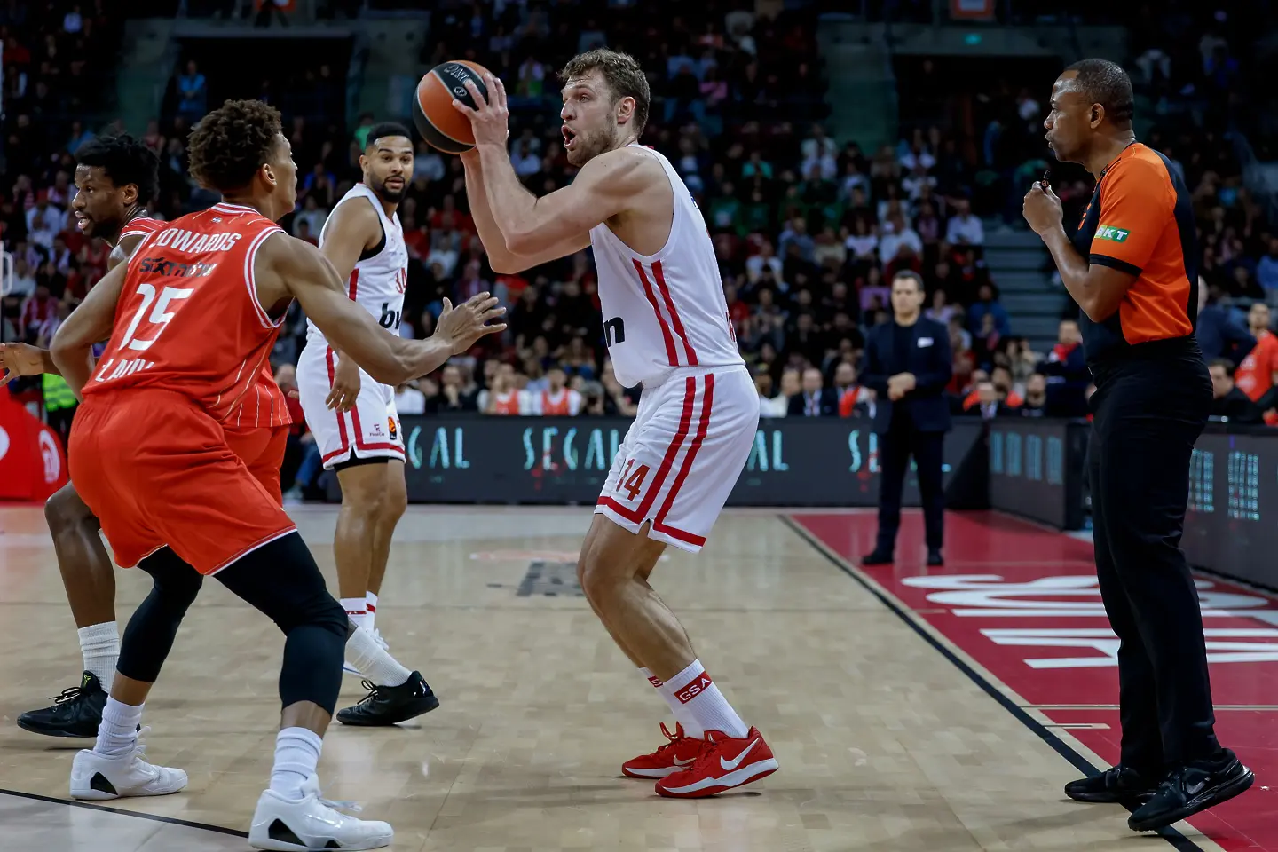 Александър Везенков / startphoto.bg