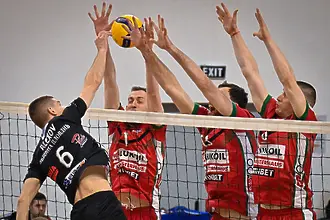 Локомотив Авиа е на победа от класиране за финала след втори успех срещу Нефтохимик