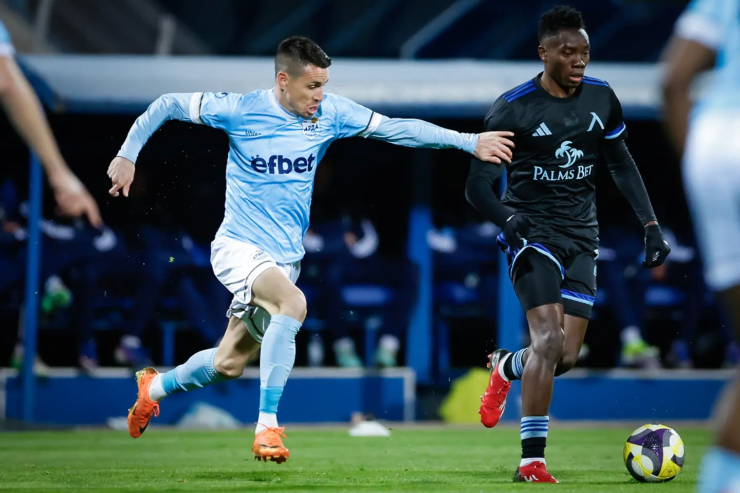 Бирсент Карагарен, Оливер Камдем / startphoto.bg