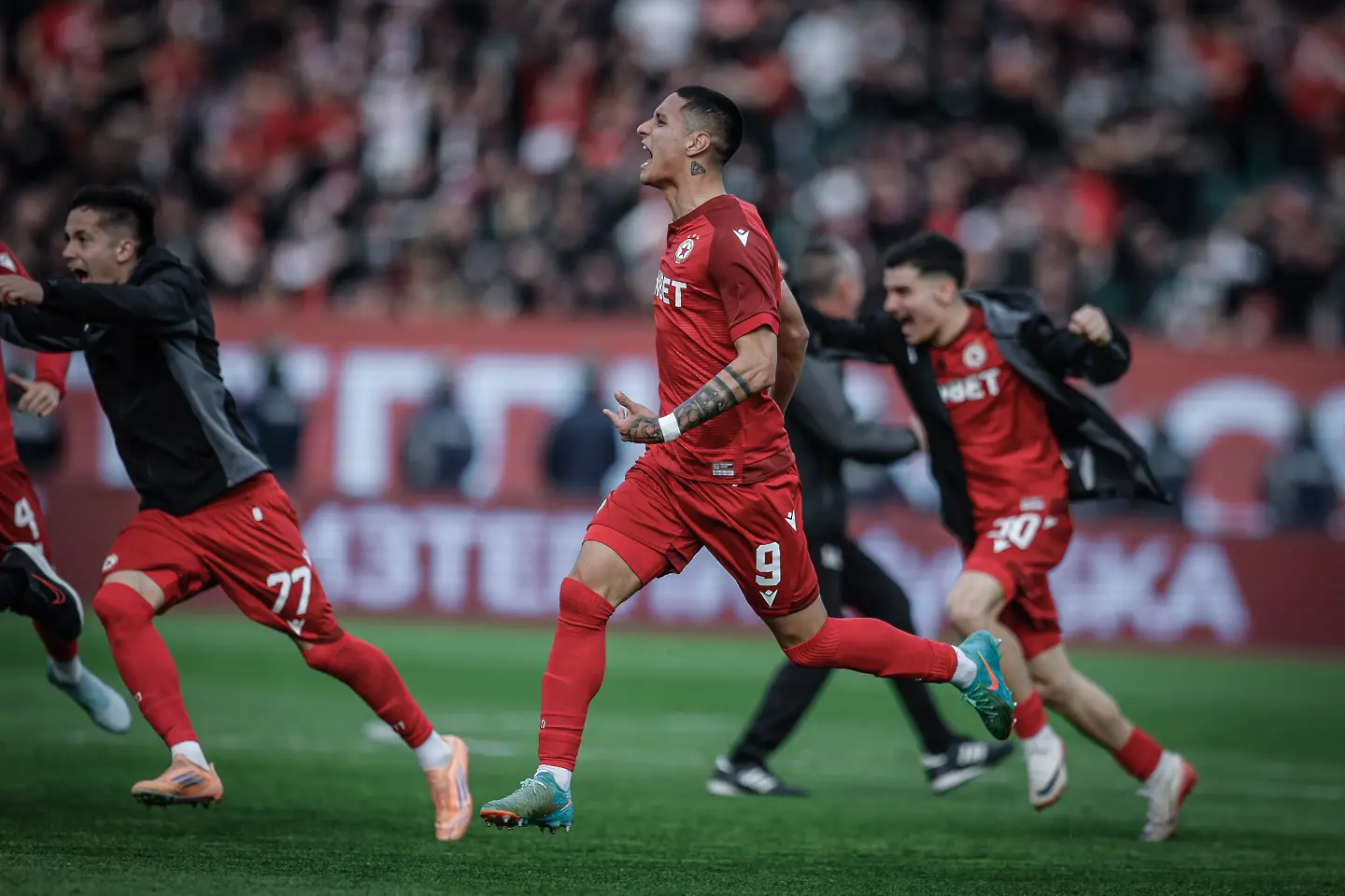 Леандро Годой / startphoto.bg 