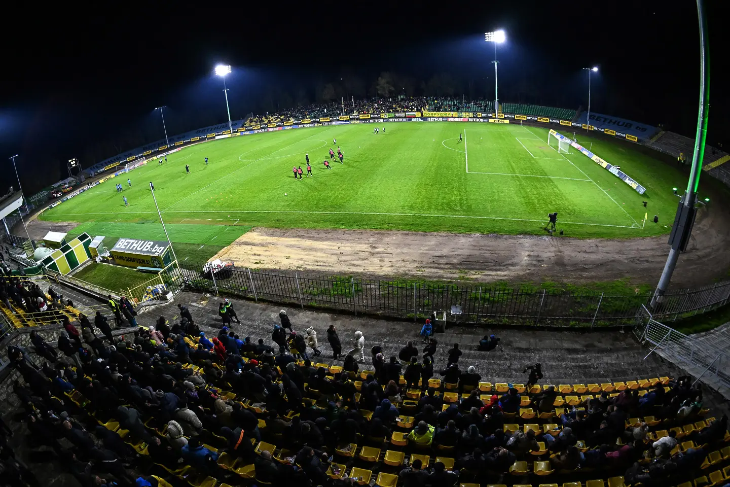 Стадион Дружба в Добрич / startphoto.bg