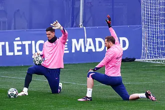 Дилемата на Симеоне: кой ще пази за Атлетико срещу Барселона?