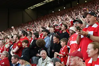 Феновете на Ливърпул готвят протести