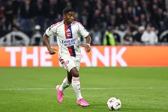 Олимпик Лион победи Лориен с 2:0 на „Групама Стейдиъм“ в мач от 29-и...