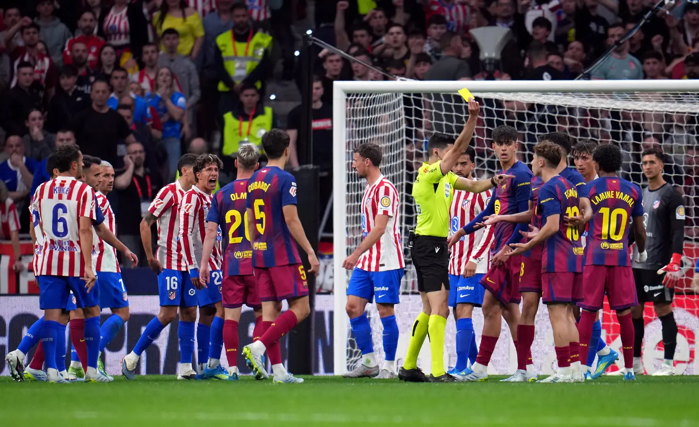 Атлетико Мадрид - Барселона / Getty Images