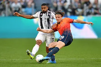 Ювентус пречупи Дженоа, вратар влезе от пейката и спаси дузпа