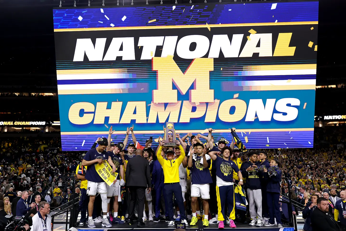 Мичиган спечели за втори път в историята титлата в Колежанското първенство (ВИДЕО)