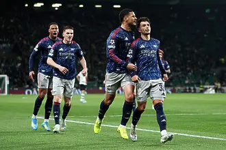 Арсенал ощастливи Англия с победата с в Шампионска лига