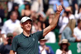 Синер не остави шансове на Зверев и е на финал в Монте Карло (ВИДЕО)