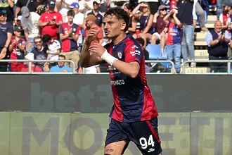 Каляри спря негативната серия, Торино надви Верона