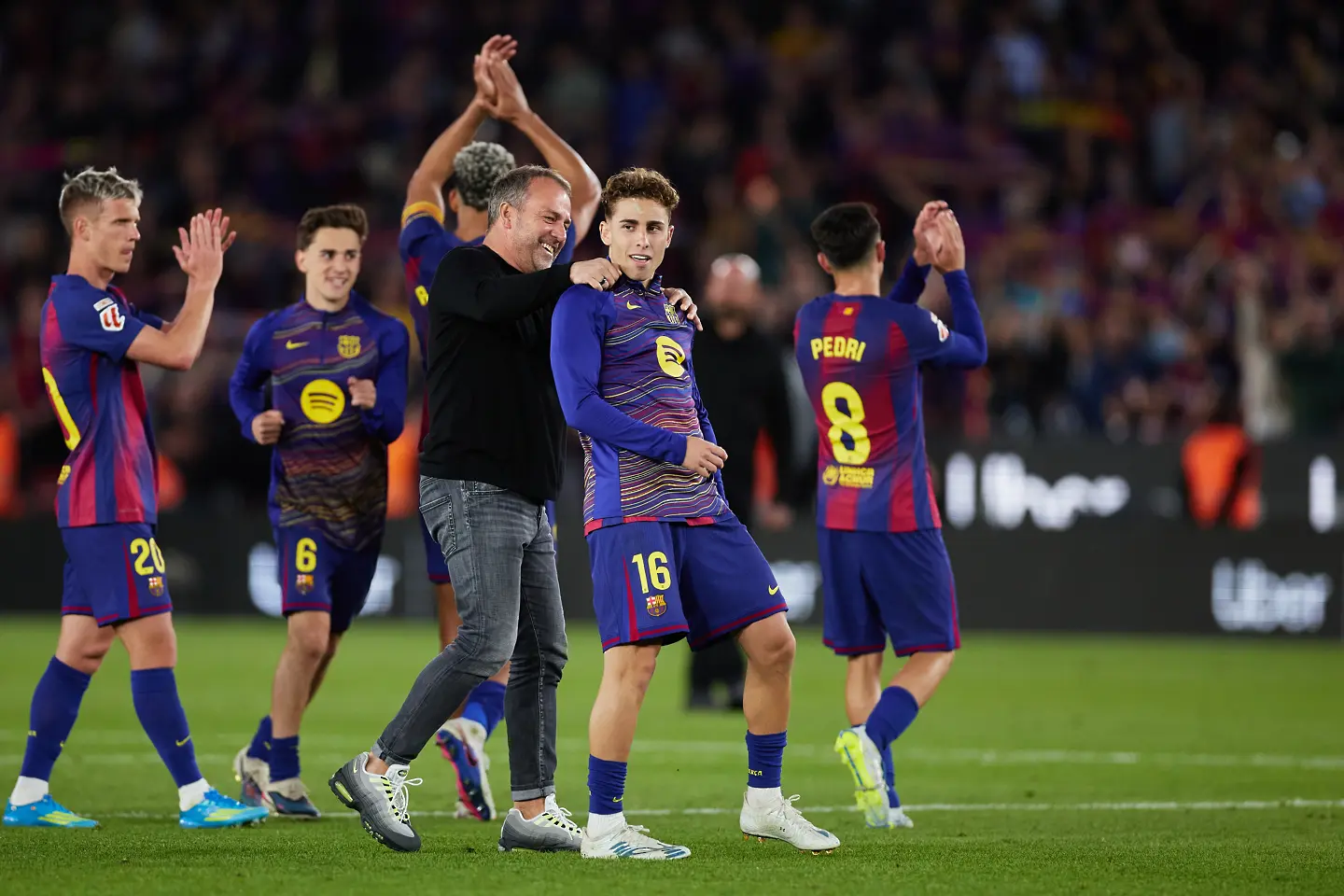 Ханзи Флик и Фермин Лопес / Getty Images