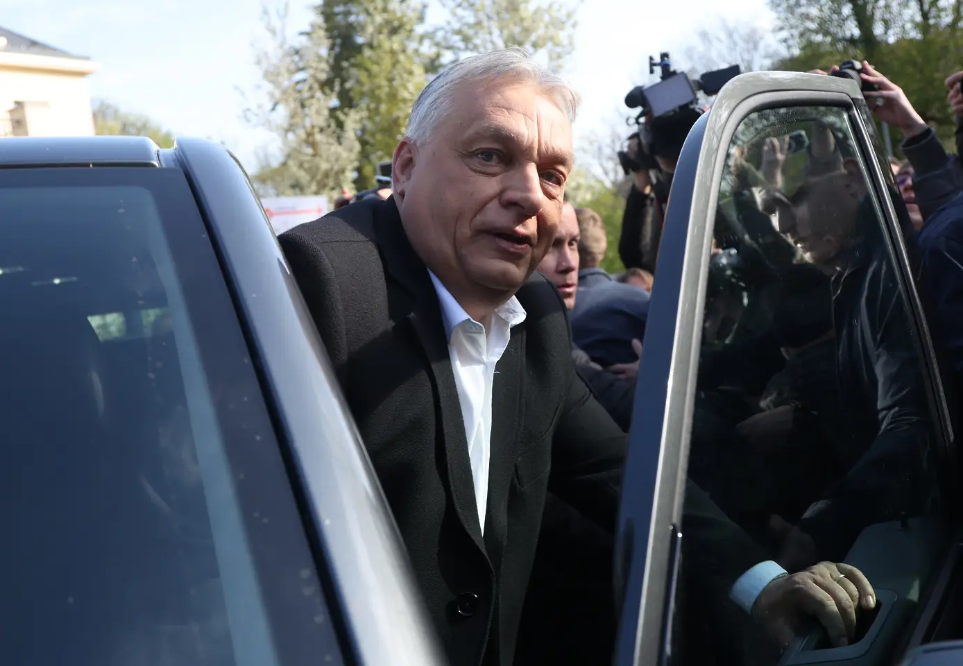 Неясната съдба на Орбан в Унгария слага въпросителен върху еврокошмар на ЦСКА и още един румънски отбор