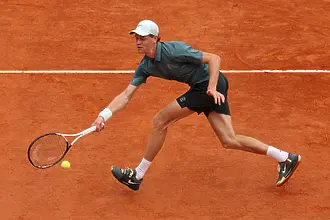 Синер детронира Алкарас в Монте Карло и го изпревари на първото място в света