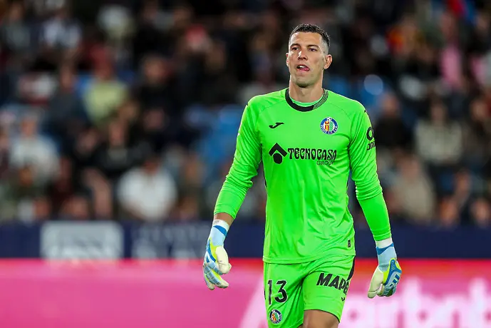 Вратарят на Хетафе хвана две дузпи, но Леванте изплува от дъното