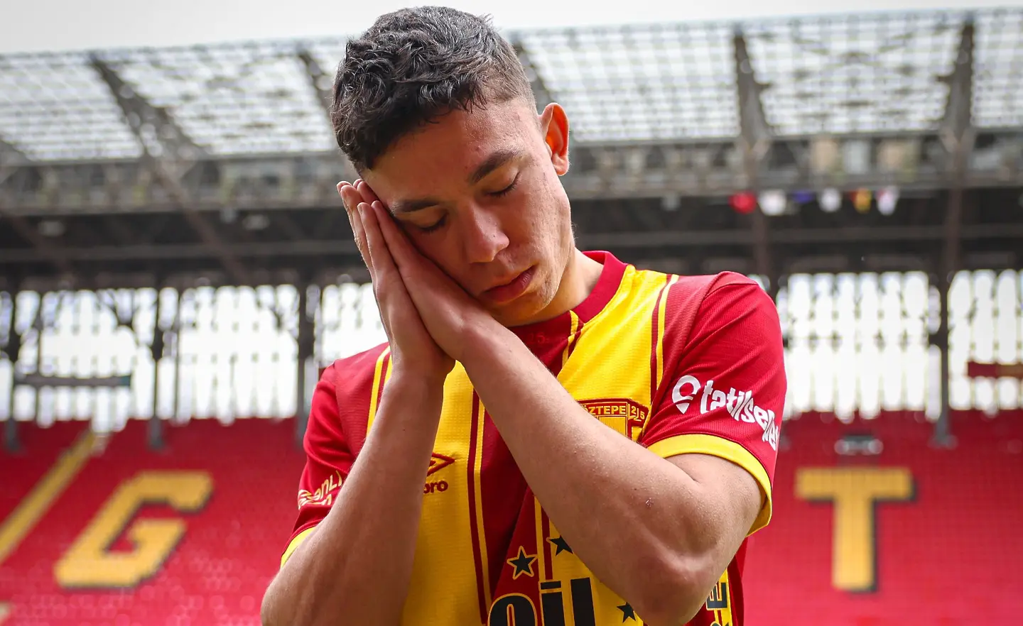 Филип Кръстев / x.com/Goztepe