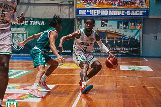 Морето разгроми Берое, Спартак триумфира над Академик след продължение