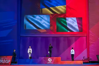 Рускиня с последно предупреждение, след като не уважи химна на Украйна в София