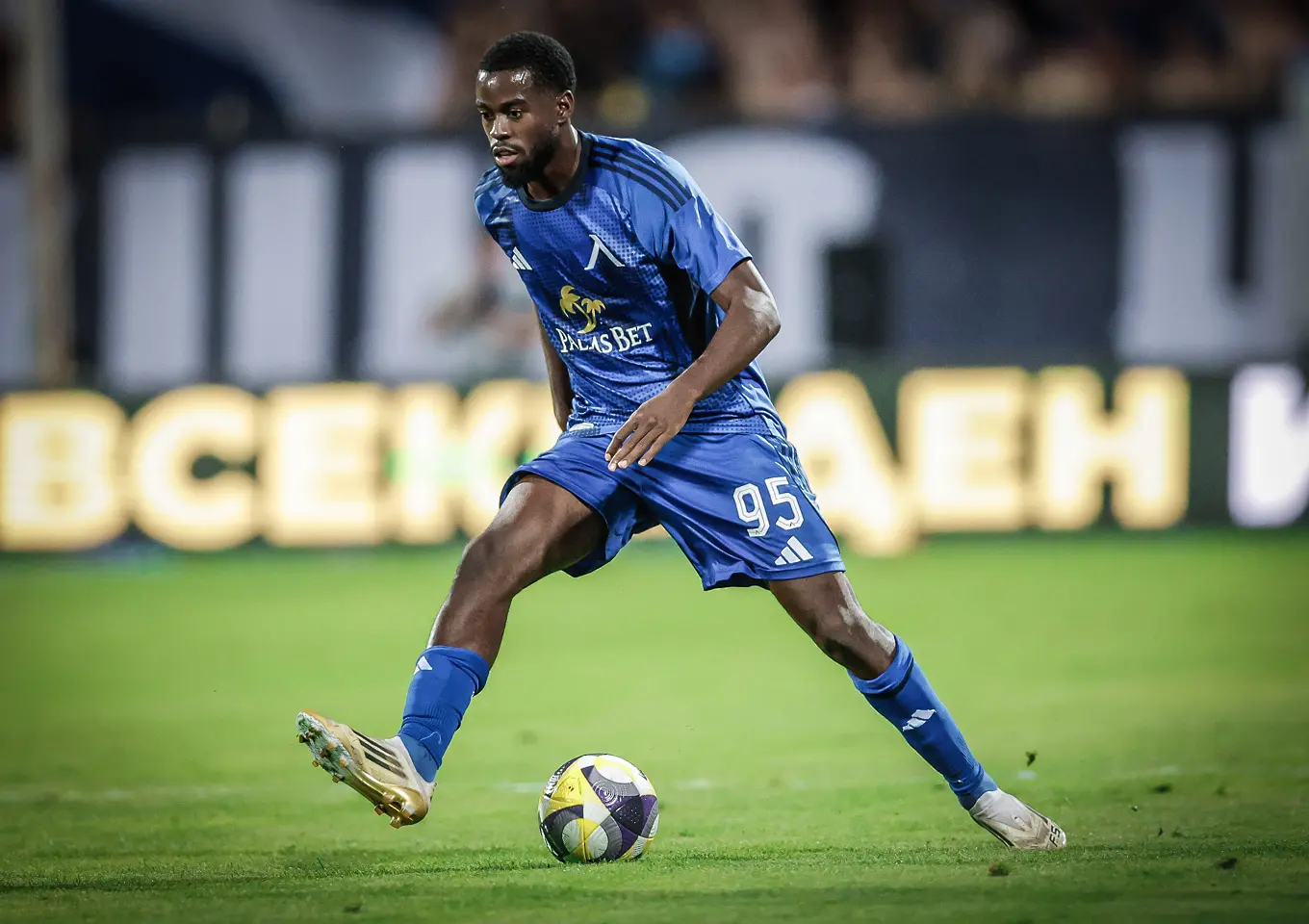 Карл Фабиен / starphoto.bg