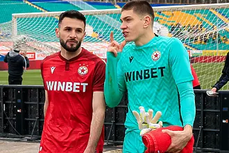 Защитник на ЦСКА продължава на облекчен режим