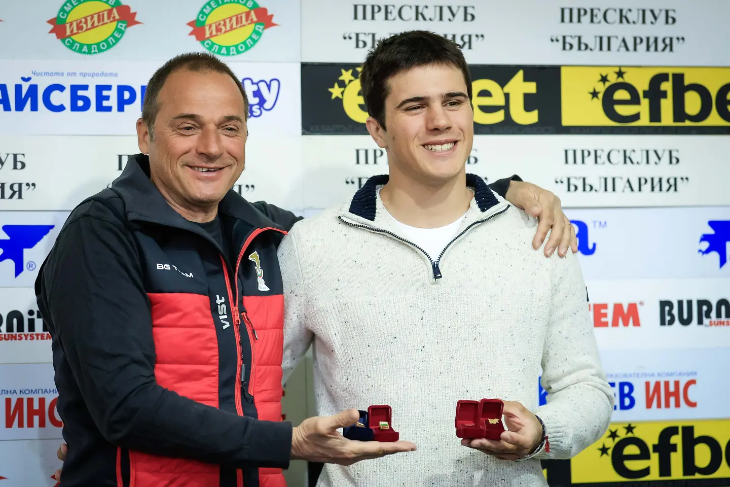 Анатолий и Тервел Замфирови / Getty Images