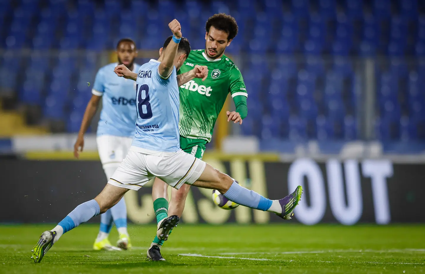 Педро Нареси срещу Джелал Хюсеинов / startphoto.bg 