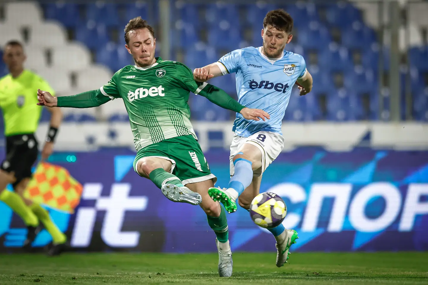 Йоел Андерсон срещу Атанас Кабов / startphoto.bg 