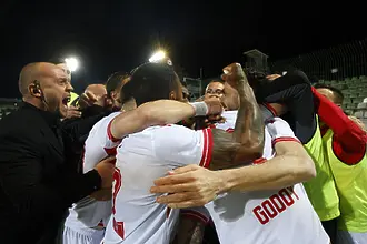 ЦСКА пропусна да качи на разлика Лудогорец, но след впечатляващ обрат в Разград гледа към финала