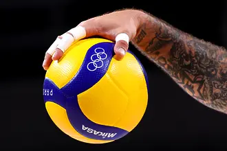 Кога са финалите във волейболните първенства при мъжете и жените?