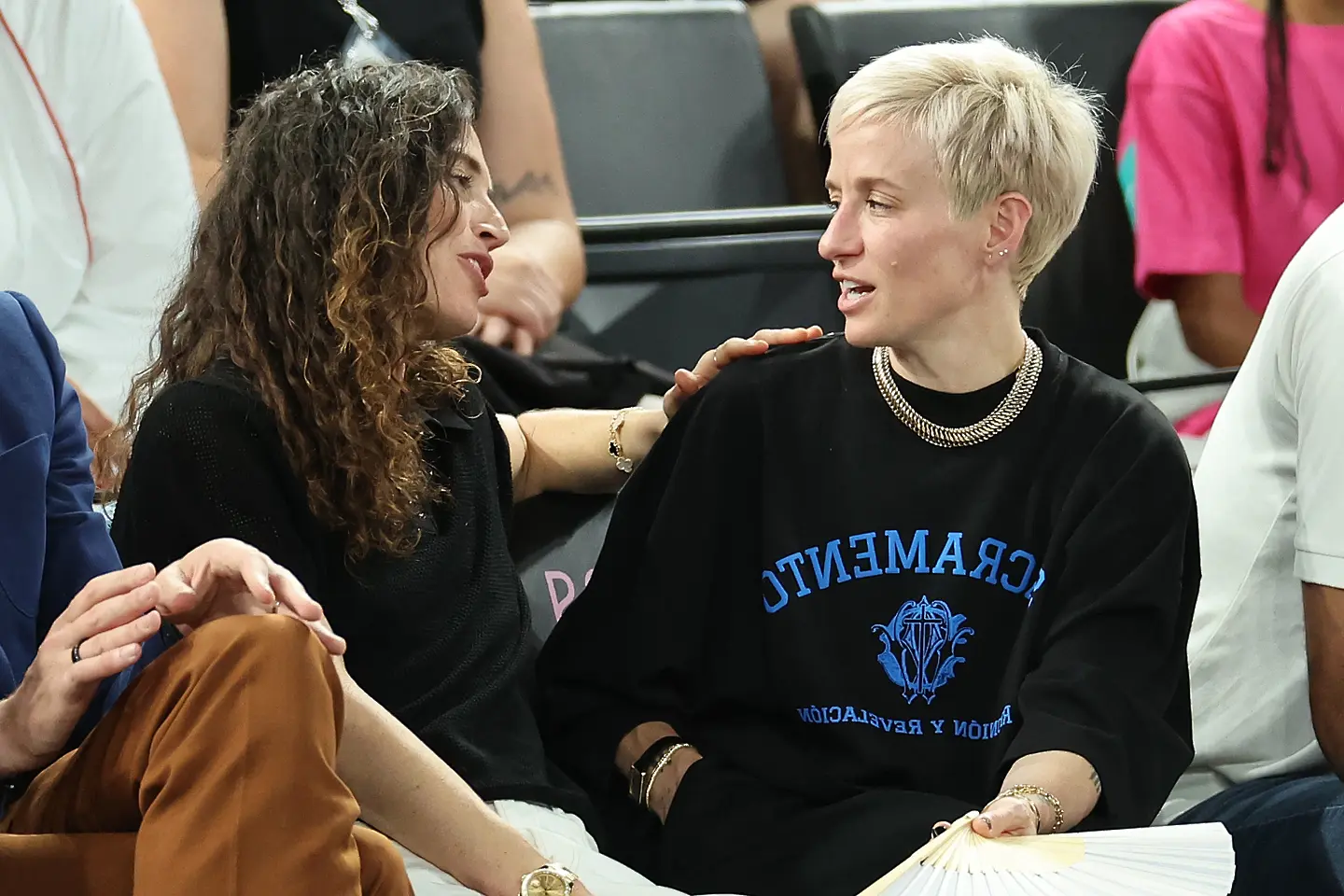 Сю Бърд и Меган Рапиноу / Getty Images