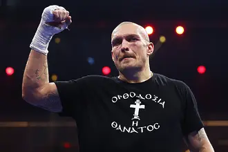 Усик ще помогне на Джошуа да бие Фюри